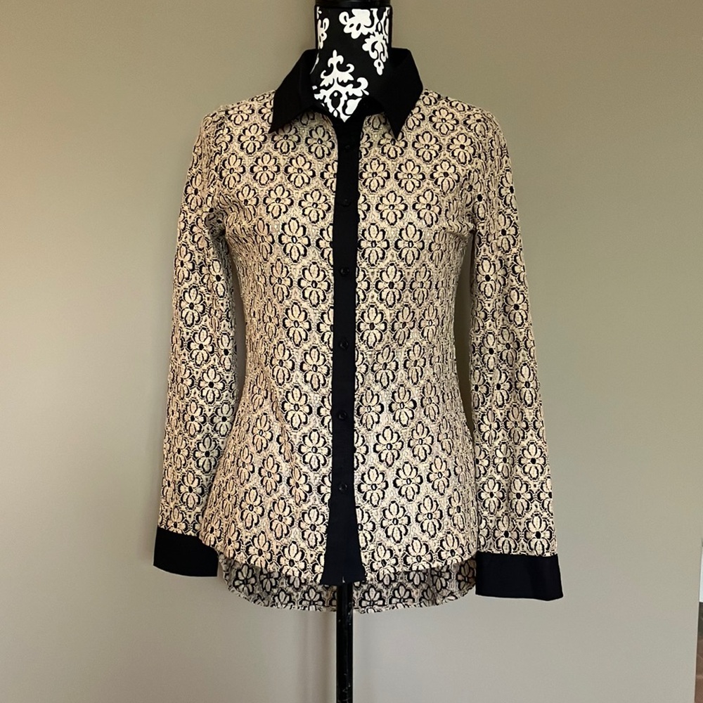 Lady Dutch cream lace button up blouse.